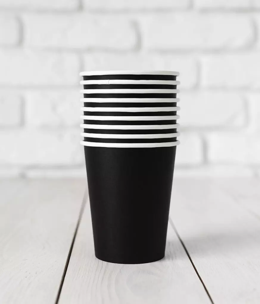 plain black cups